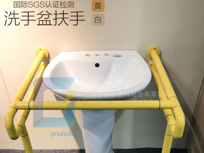 衛(wèi)生間扶手的設(shè)計(jì)和功能有其獨(dú)特的特點(diǎn)