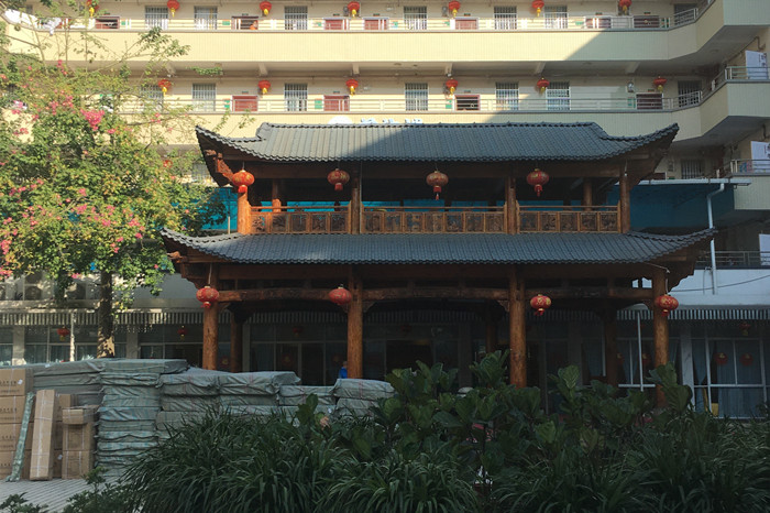 頤年養(yǎng)老院防撞扶手、無(wú)障礙扶手案例 (4)