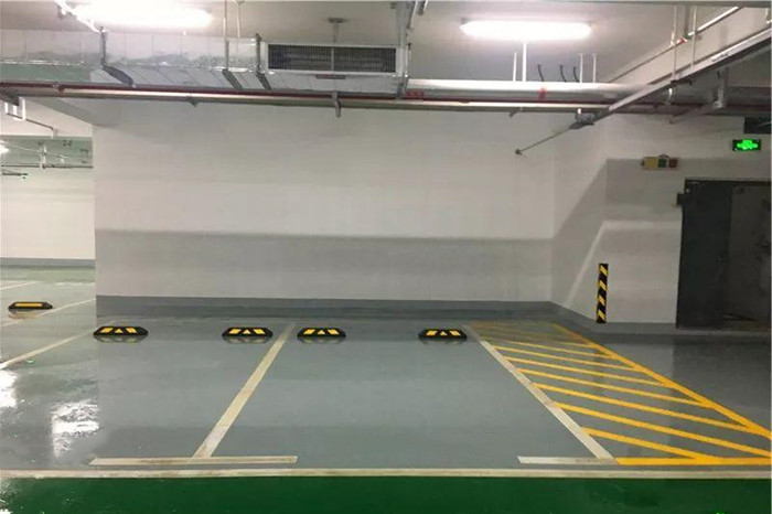 無(wú)障礙停車(chē)位2